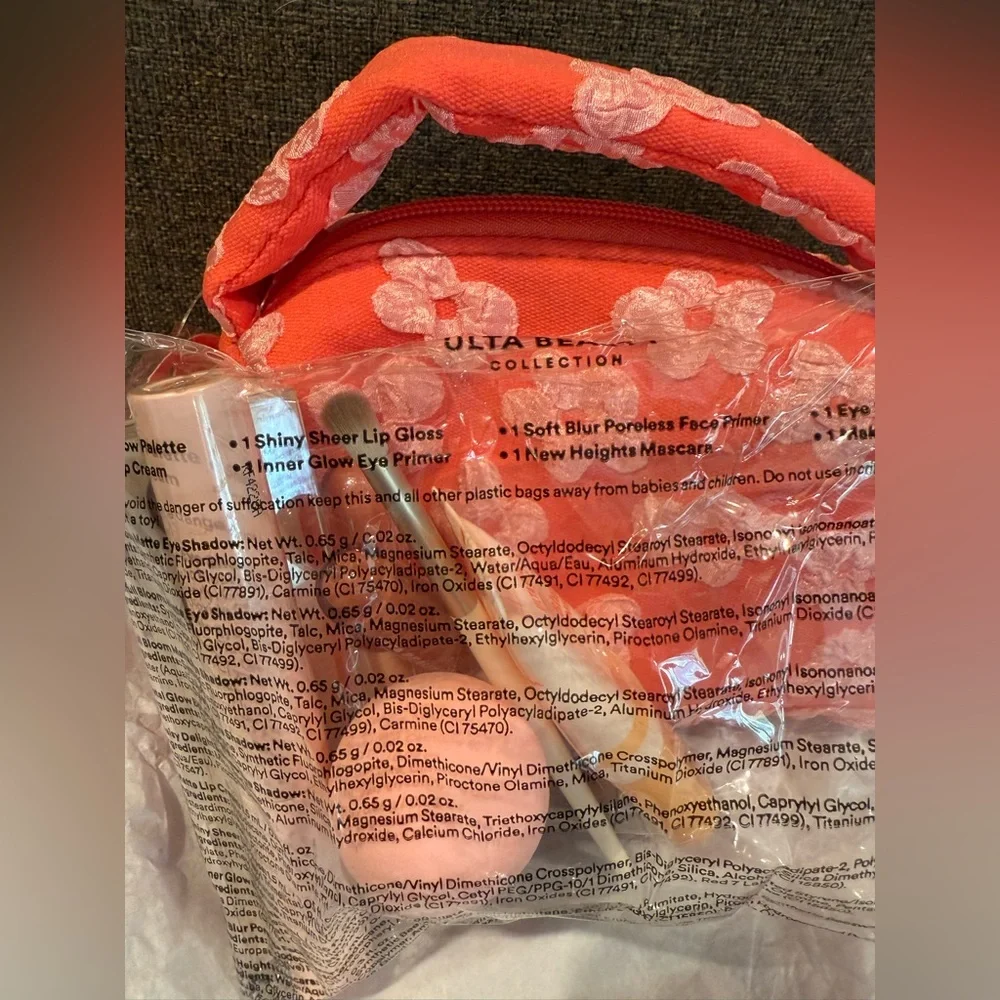 Ulta Makeup bag with makeup - Picture 6 of 12